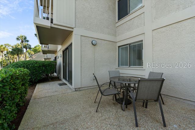 10 Lighthouse Rd Apt 426, Hilton Head Island, SC 29928