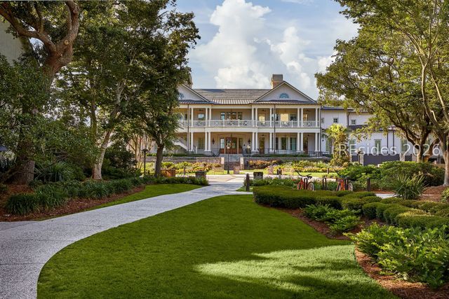 10 Lighthouse Rd Apt 426, Hilton Head Island, SC 29928