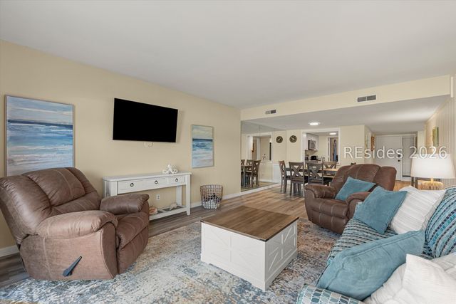 10 Lighthouse Rd Apt 426, Hilton Head Island, SC 29928