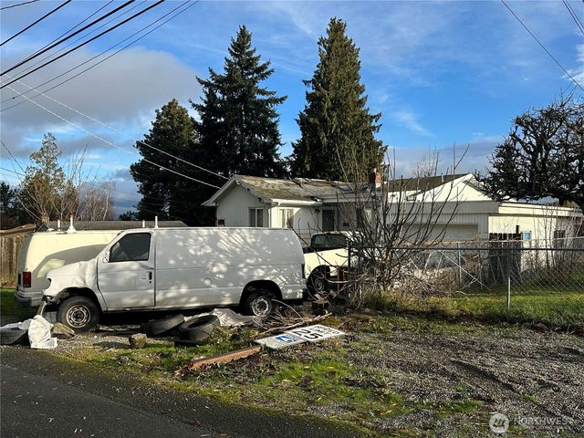 10036 1st Avenue S, Seattle, WA 98168