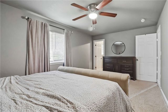 453 W 2nd Street, Centerton, AR 72719