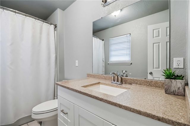 453 W 2nd Street, Centerton, AR 72719