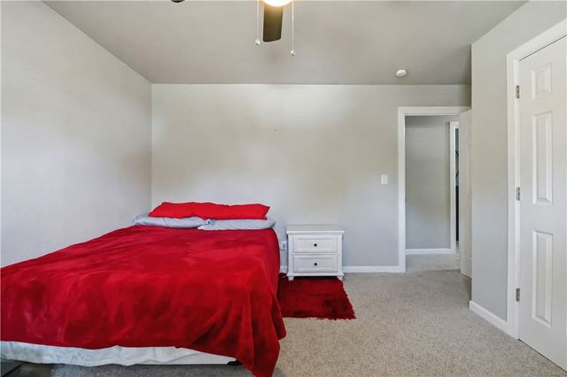 453 W 2nd Street, Centerton, AR 72719