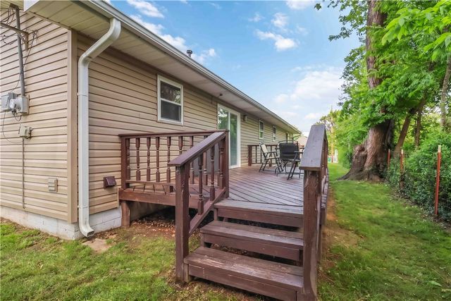 453 W 2nd Street, Centerton, AR 72719