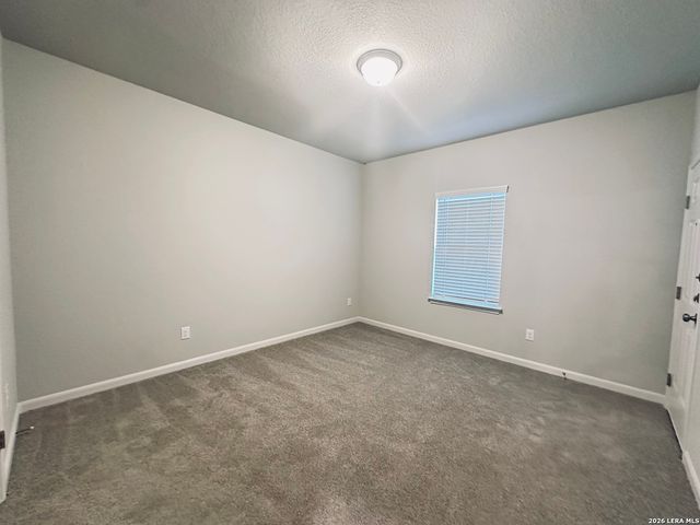 7162 Magnolia Crk Unit 101, San Antonio, TX 78252