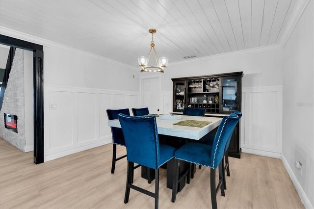 1901 LANDSIDE DRIVE, Valrico, FL 33594