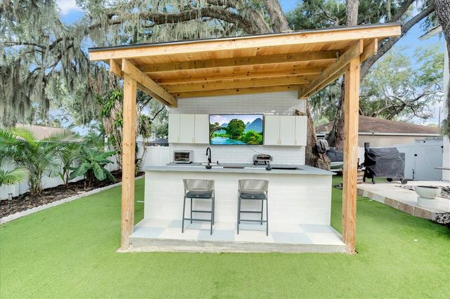 1901 LANDSIDE DRIVE, Valrico, FL 33594