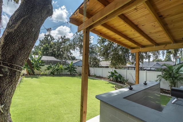 1901 LANDSIDE DRIVE, Valrico, FL 33594