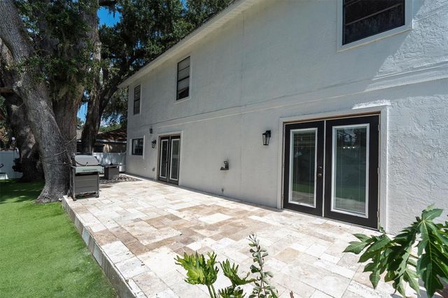 1901 LANDSIDE DRIVE, Valrico, FL 33594