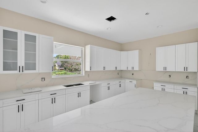 1974 SW Idaho Lane, Port St. Lucie, FL 34953