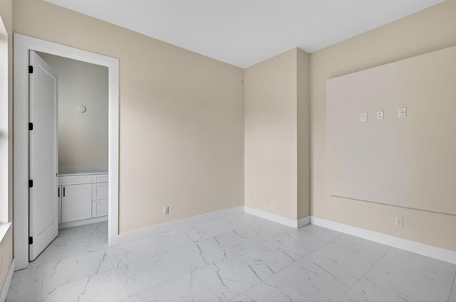 1974 SW Idaho Lane, Port St. Lucie, FL 34953
