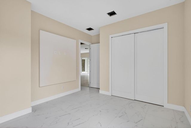 1974 SW Idaho Lane, Port St. Lucie, FL 34953