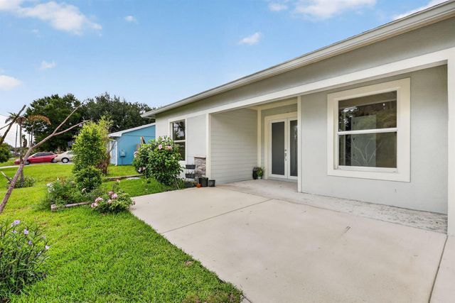 1974 SW Idaho Lane, Port St. Lucie, FL 34953
