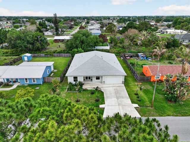 1974 SW Idaho Lane, Port St. Lucie, FL 34953