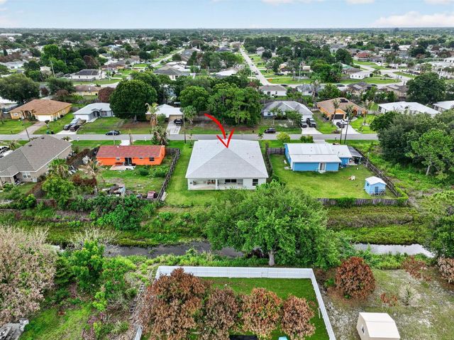 1974 SW Idaho Lane, Port St. Lucie, FL 34953