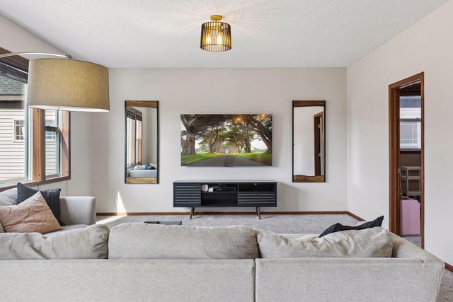 17765 69th Place N, Maple Grove, MN 55311