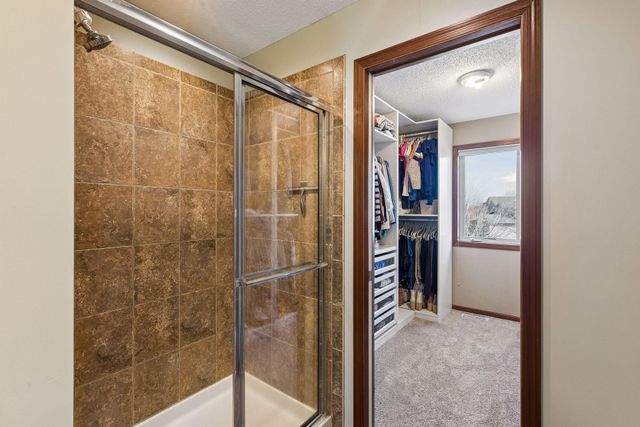 17765 69th Place N, Maple Grove, MN 55311