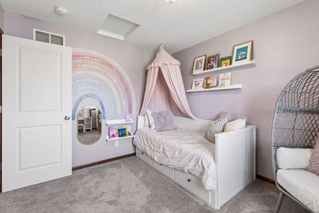 17765 69th Place N, Maple Grove, MN 55311