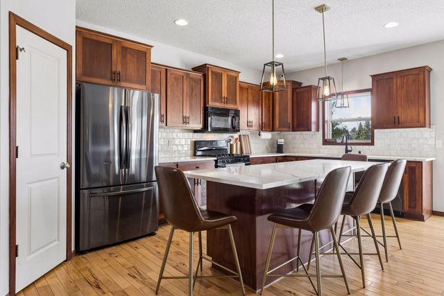 17765 69th Place N, Maple Grove, MN 55311