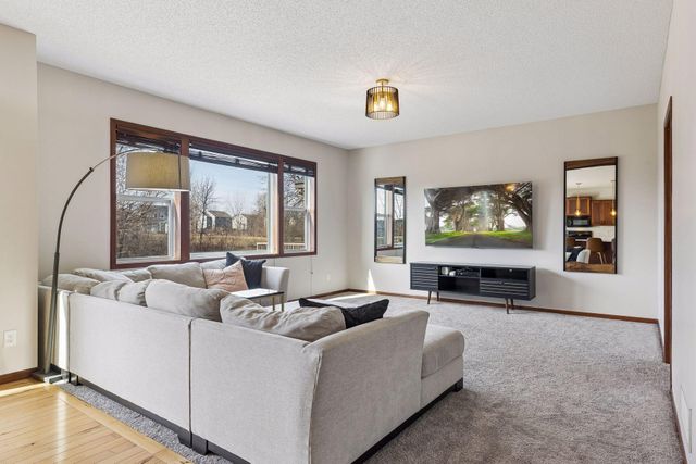 17765 69th Place N, Maple Grove, MN 55311