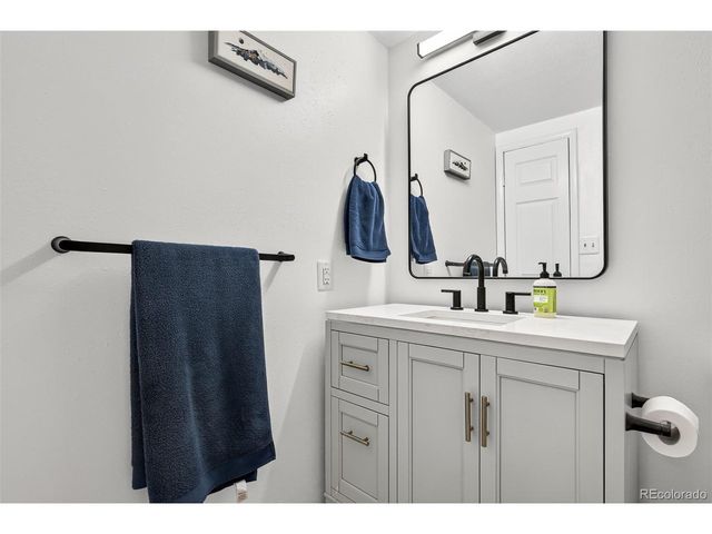 407 Washington Ave B, Golden, CO 80403