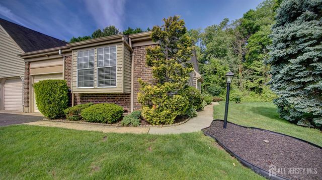 7 Betsy Ross Drive A, Monroe, NJ 08831