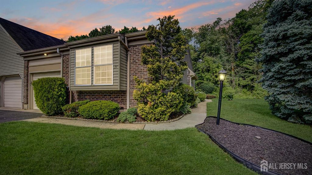 7 Betsy Ross Drive A, Monroe, NJ 08831