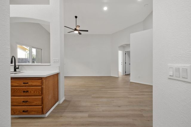 135 Headwaters Road, Templeton, CA 93465