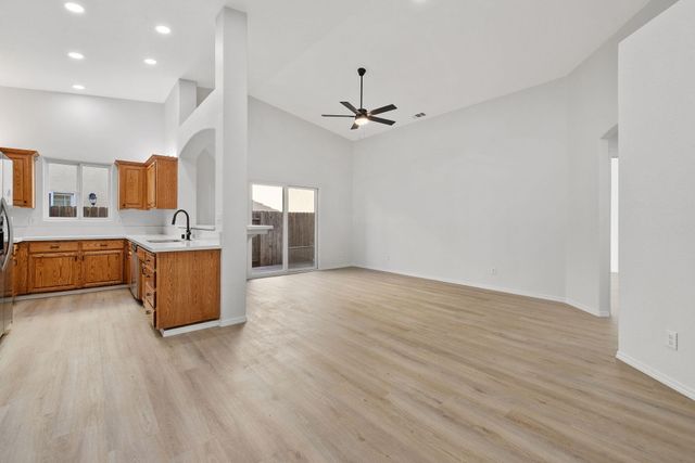 135 Headwaters Road, Templeton, CA 93465