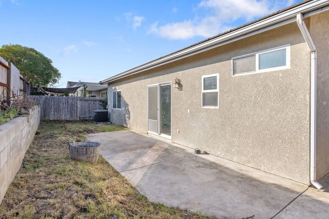 135 Headwaters Road, Templeton, CA 93465