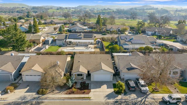 135 Headwaters Road, Templeton, CA 93465