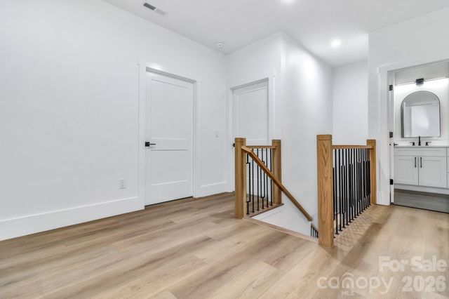 80 Goldenwood Lane, Mills River, NC 28759