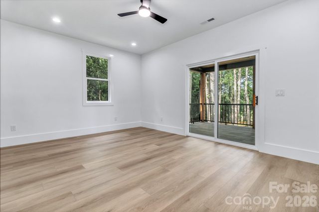 80 Goldenwood Lane, Mills River, NC 28759