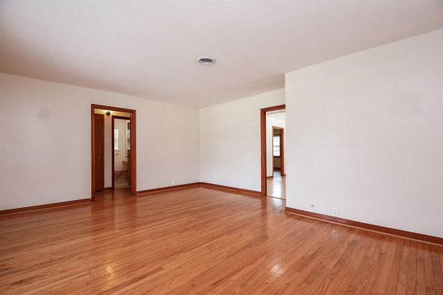 1215 W 31st Street, Houston, TX 77018