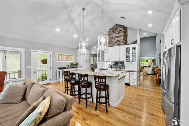 2307 Tecumseh Drive, Cambridge Twp, MI 49230