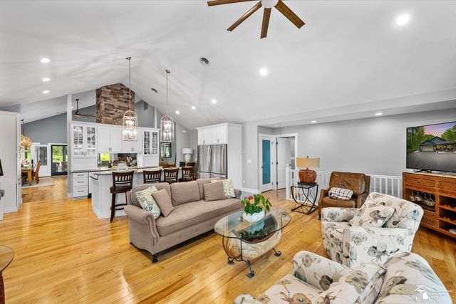 2307 Tecumseh Drive, Cambridge Twp, MI 49230