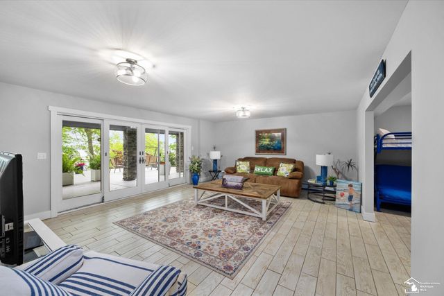 2307 Tecumseh Drive, Cambridge Twp, MI 49230