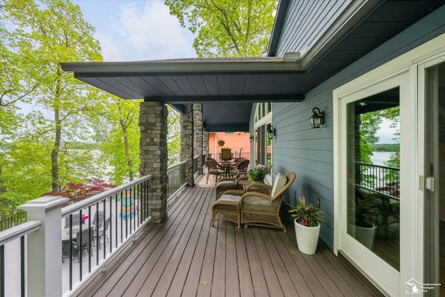 2307 Tecumseh Drive, Cambridge Twp, MI 49230