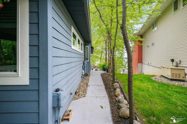 2307 Tecumseh Drive, Cambridge Twp, MI 49230