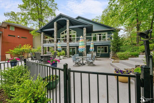 2307 Tecumseh Drive, Cambridge Twp, MI 49230