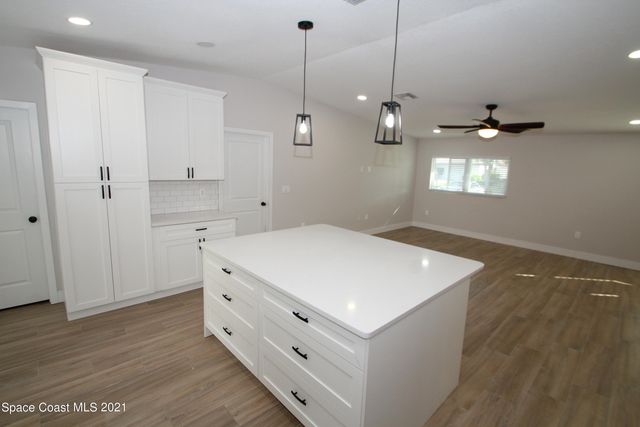 580 Pine Tree Drive, Indialantic, FL 32903