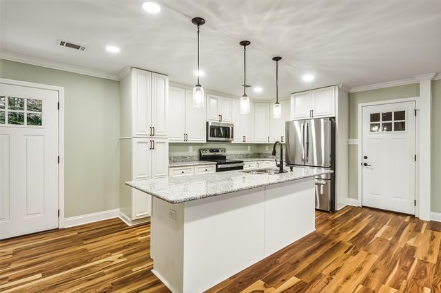 11560 S MAIN ST, Somerville, TN 38068