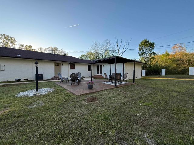 11560 S MAIN ST, Somerville, TN 38068