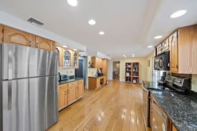 630 North St, Weymouth, MA 02189