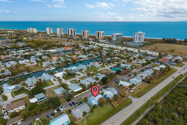 914 Shorewinds Drive B, Fort Pierce, FL 34949