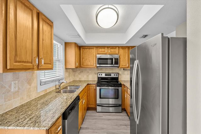 914 Shorewinds Drive B, Fort Pierce, FL 34949