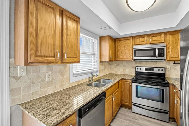 914 Shorewinds Drive B, Fort Pierce, FL 34949