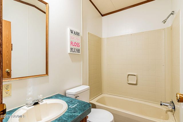 8521 General Collins Street, Youngsville, LA 70592