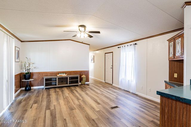 8521 General Collins Street, Youngsville, LA 70592