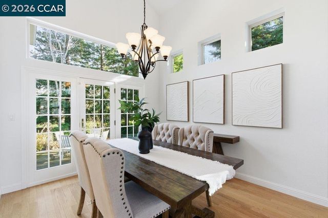 811 Vineyard Ct, Pleasant Hill, CA 94523